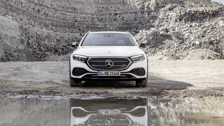 Mercedes-Benz E-Class All-Terrain thế hệ thứ hai ra mắt tại châu Âu, rục rịch Mỹ tiến