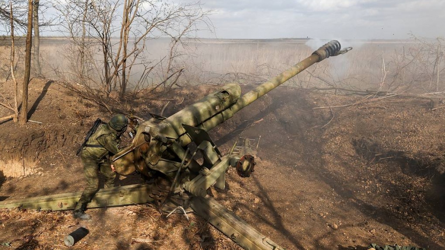 Nga ồ ạt dội hỏa lực phá hủy kho vũ khí và sở chỉ huy của Ukraine