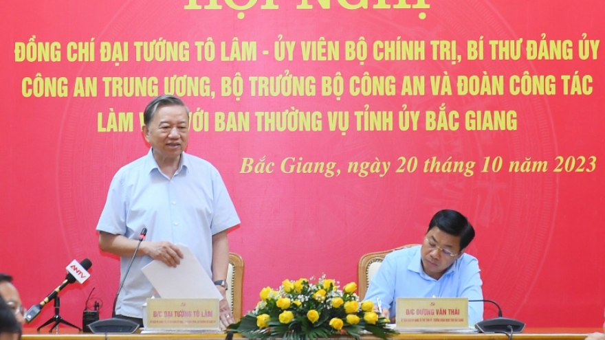 Bộ trưởng Công an Tô Lâm làm việc với với Ban Thường vụ Tỉnh uỷ Bắc Giang