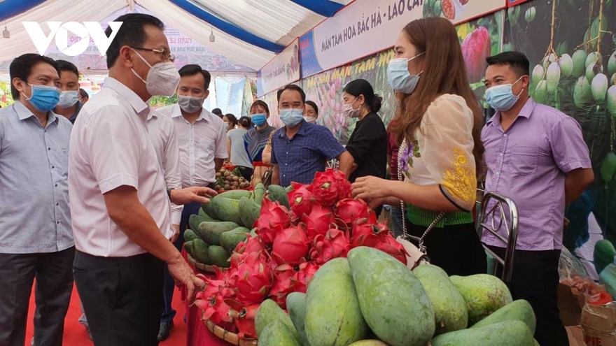 Đẩy mạnh tiêu thụ nông sản cho vùng miền núi, vùng sâu, vùng xa