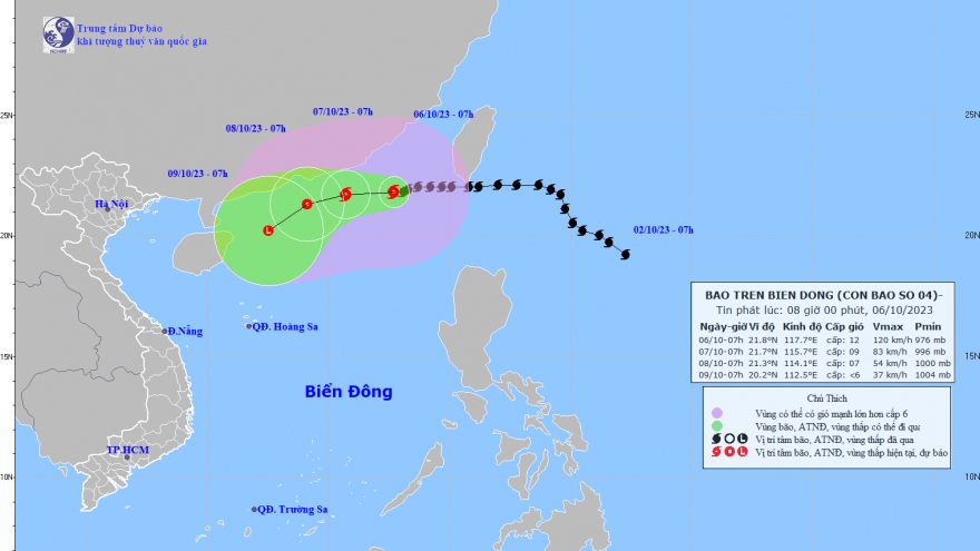 Bão số 4 đang ở khu vực Bắc Biển Đông, gió giật cấp 15