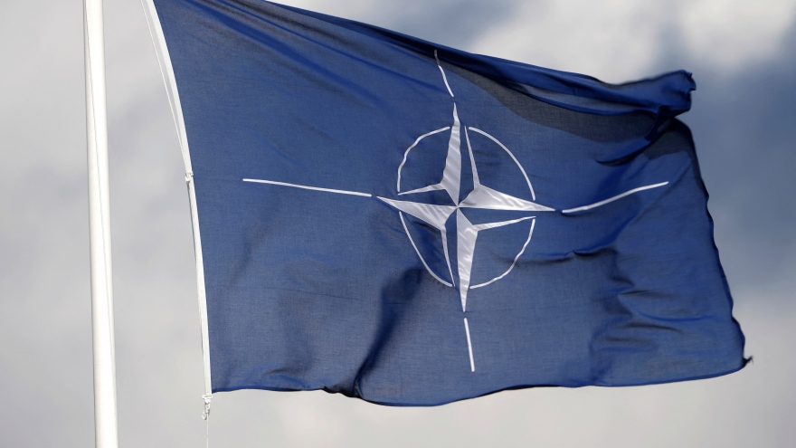 Hội nghị Bộ trưởng Quốc phòng NATO và tương lai hỗ trợ vũ khí cho Ukraine