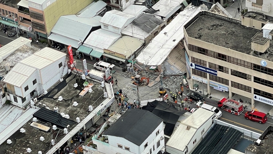 Động đất làm rung chuyển nhiều tòa nhà ở Đài Loan (Trung Quốc)