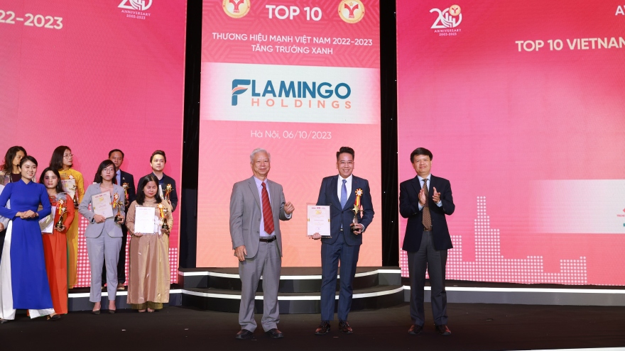 Flamingo Holdings được vinh danh tại “Thương hiệu mạnh Việt Nam 2023”