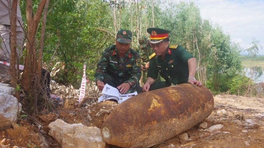 Large wartime bomb deactivated in central Vietnam