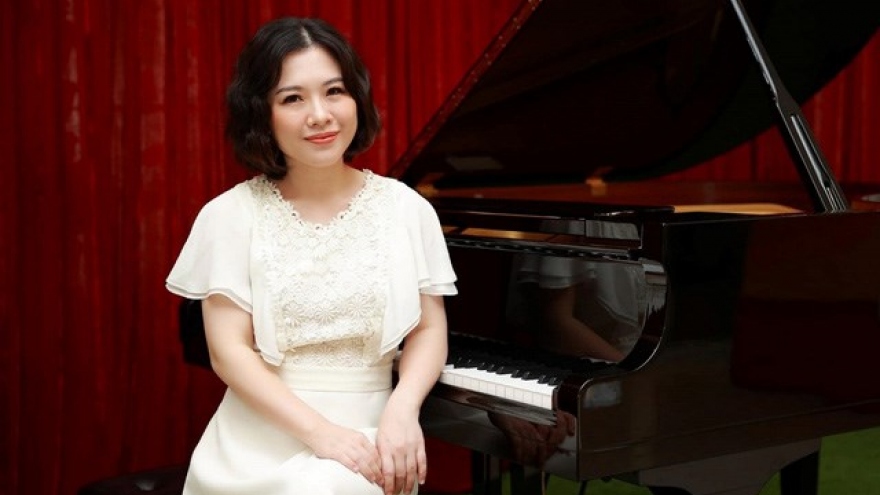 Nghệ sĩ piano Thuyên Hà: Vun đắp tình yêu và tài năng âm nhạc
