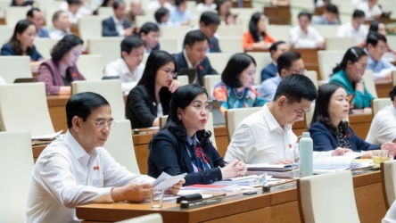 National Assembly holds vote of confidence for key State leaders
