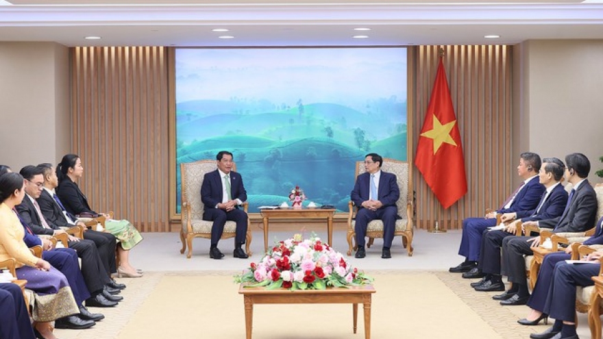 PM Pham Minh Chinh hosts Vientiane Mayor in Hanoi