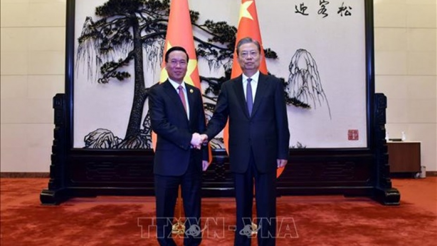 President meets top Chinese legislator in Beijing