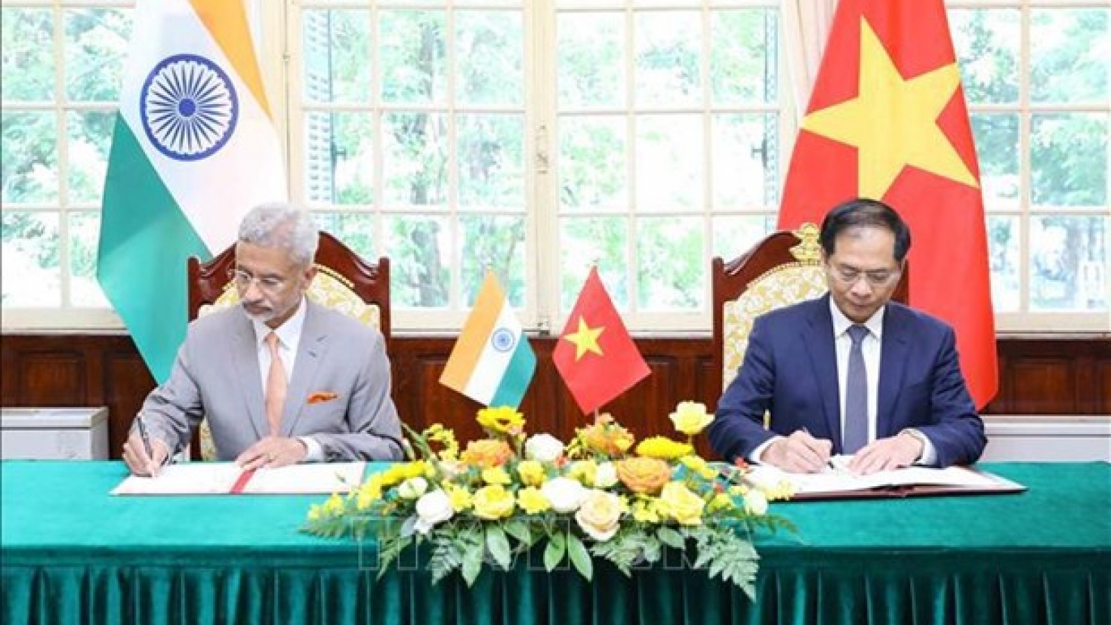 Vietnam, India hold 18th meeting of joint committee for cooperation