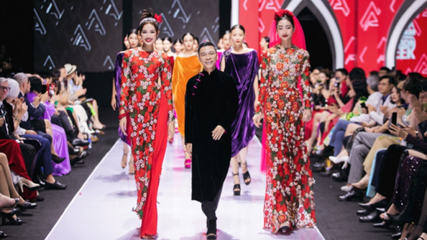 Potential to bring costumes imbued with traditional culture to the world