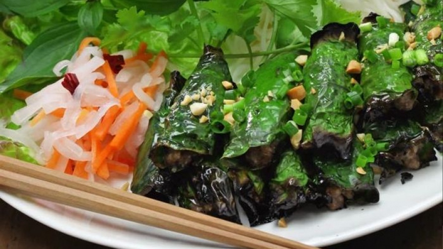 Australian media hails Vietnamese “beef in a leaf” as one of world’s best dishes