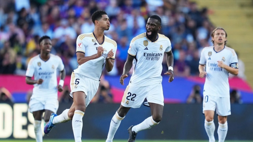 Bellingham lập cú đúp, Real Madrid lội ngược dòng thắng Barca