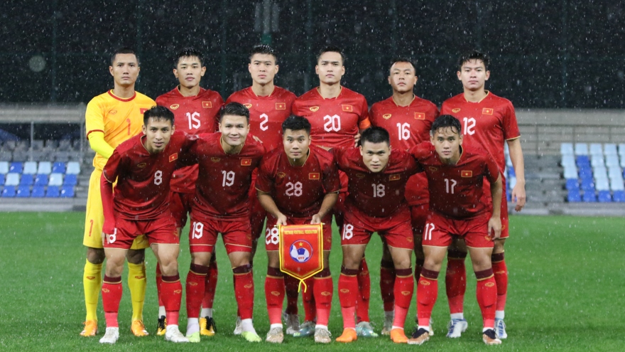 Dư âm ĐT Việt Nam 0-2 ĐT Uzbekistan: Công thủ tràn ngập âu lo