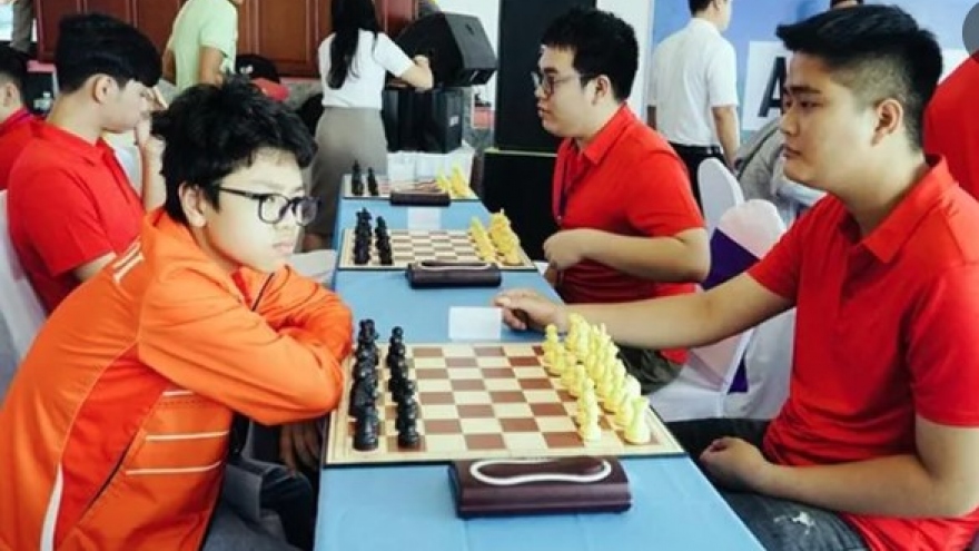 Vietnamese young chess players to compete at world championships