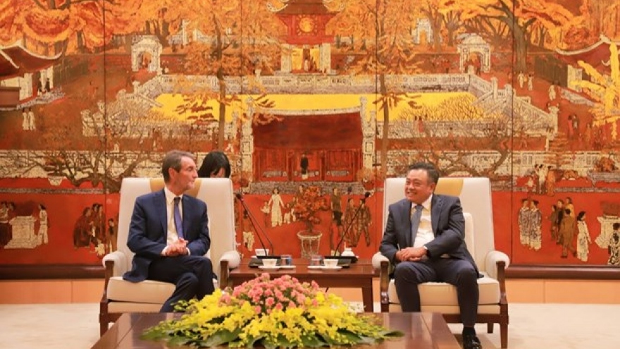 Italy’s Lombardy region, Hanoi seek cooperation in sustainable development areas