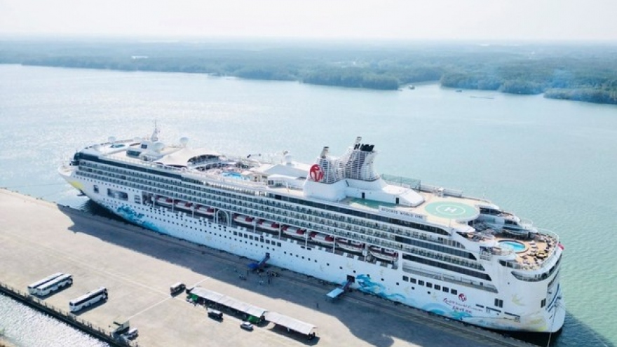 Resorts World One cruise ship brings 1,500 foreign visitors to Nha Trang