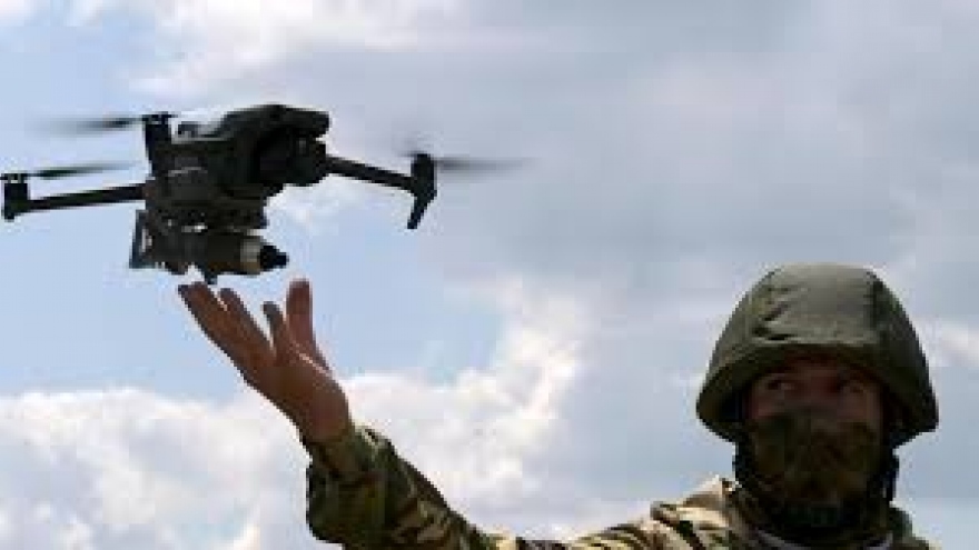 Lính dù Nga triển khai UAV cảm tử tập kích một loạt cứ điểm của Ukraine