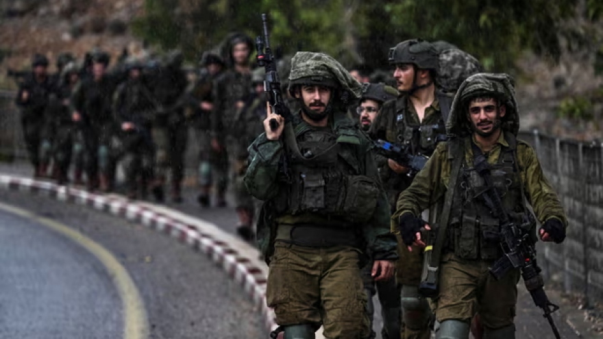 Israel sơ tán cư dân trong khu vực 2km giáp Lebanon