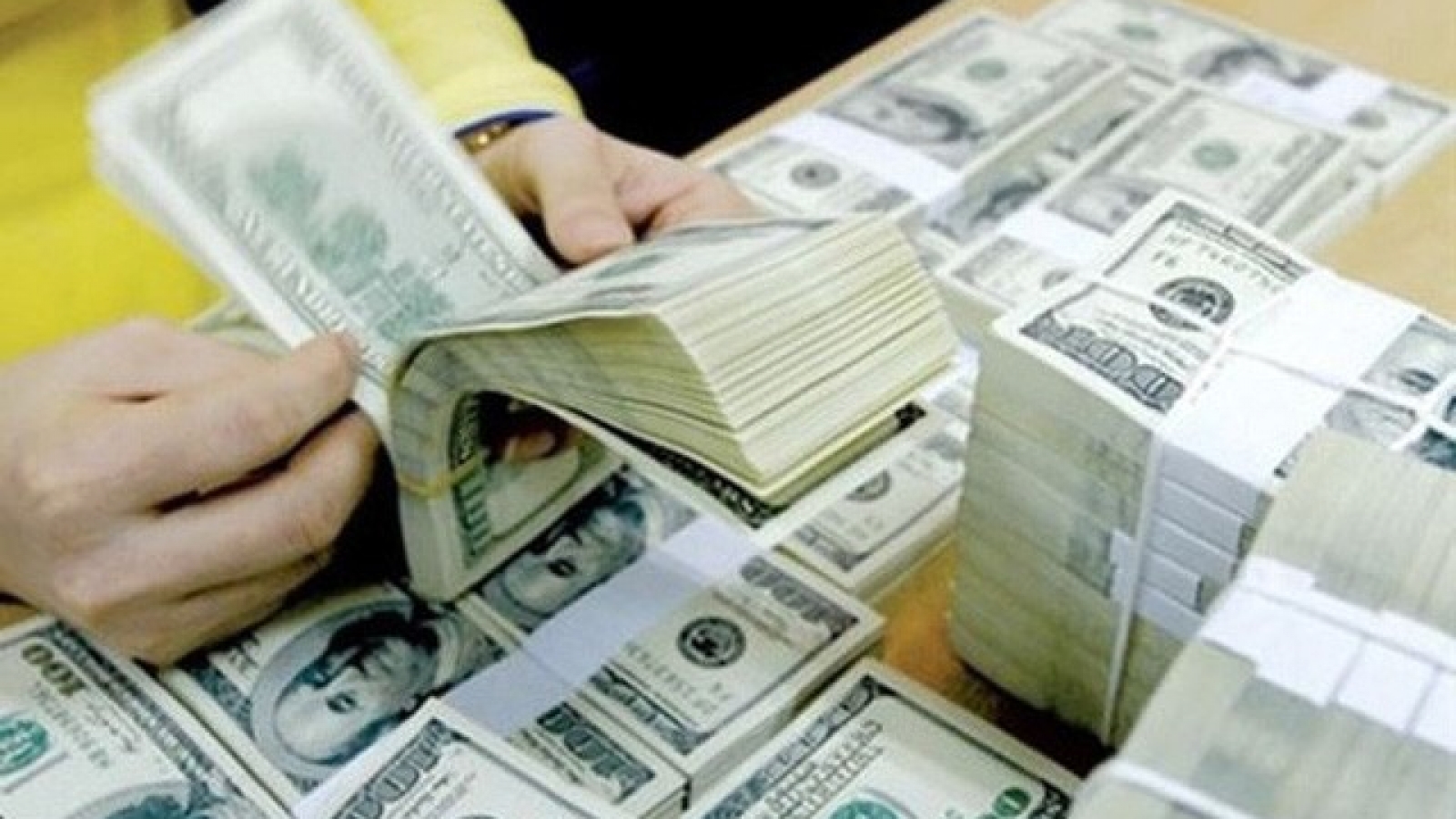 Nine-month overseas remittances to HCM City up 40% on-year