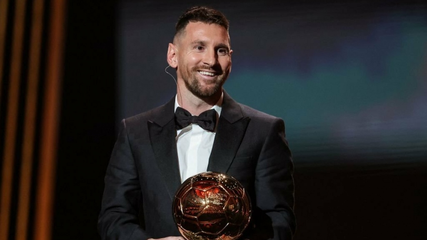 Lionel Messi giành Quả Bóng Vàng thứ 8 trong sự nghiệp