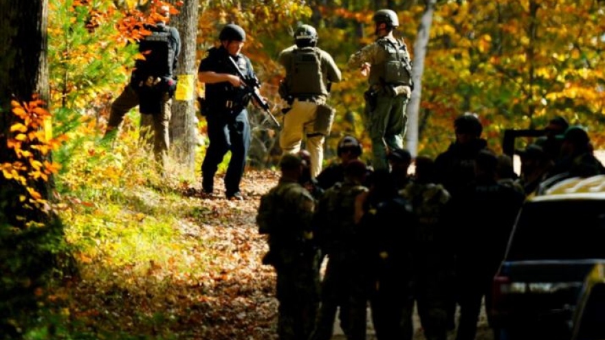 Nghi phạm xả súng khiến 18 người thiệt mạng tại Maine, Mỹ đã chết