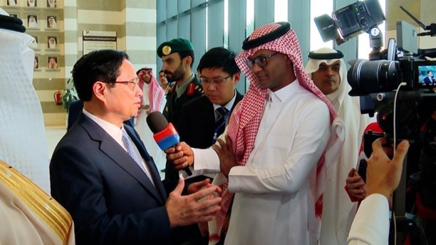 Vietnam ready to intensify multifaceted relations with Saudi Arabia: PM