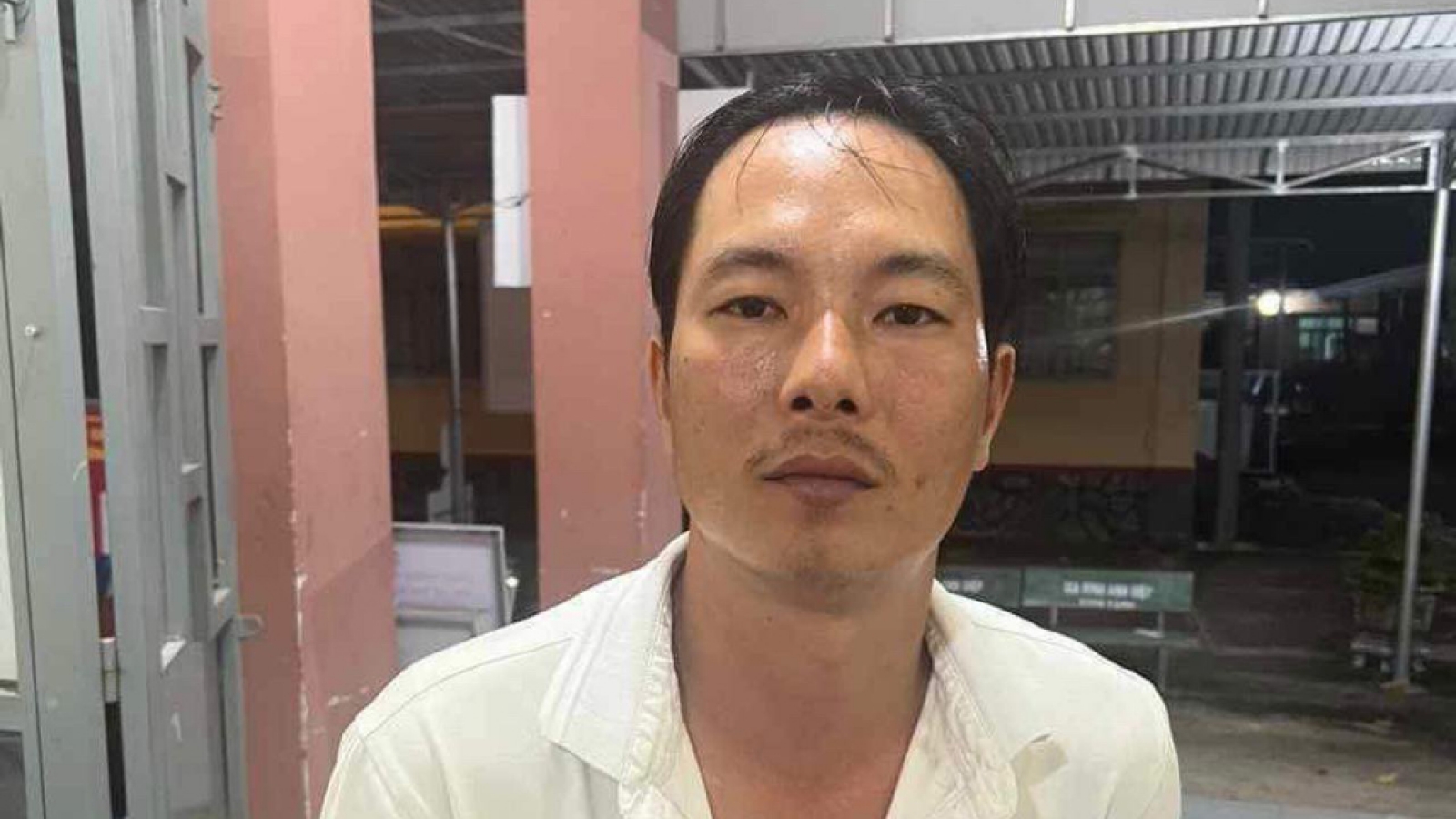 Chém trọng thương người yêu vì ghen tuông