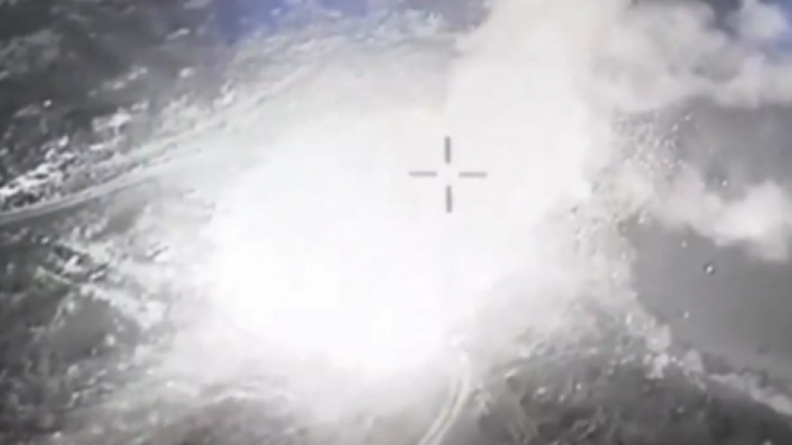 Máy bay ném bom Nga xuất kích, phá hủy mục tiêu của Ukraine trên đảo Rắn