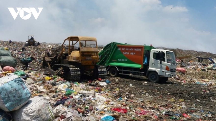 Foreign media notes investment prospects in Vietnam waste disposal management