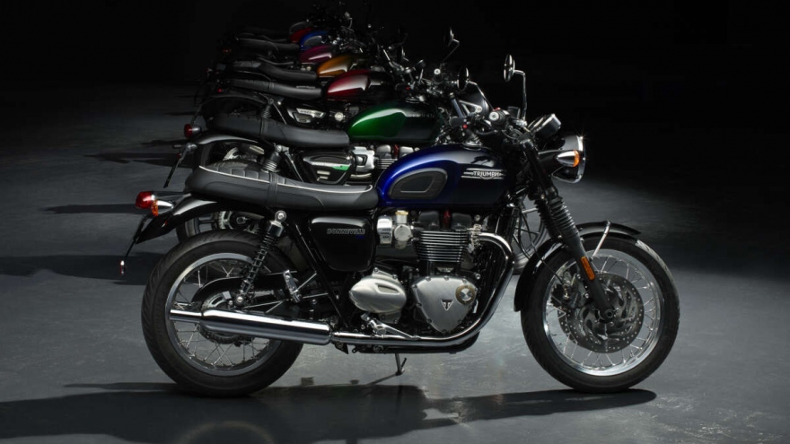 Cận cảnh Triumph Bonneville Stealth Editions vừa ra mắt