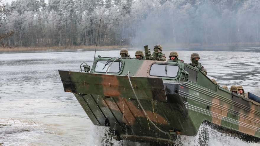 Vũ khí bí mật giúp Ukraine âm thầm đột kích vượt sông Dnipro