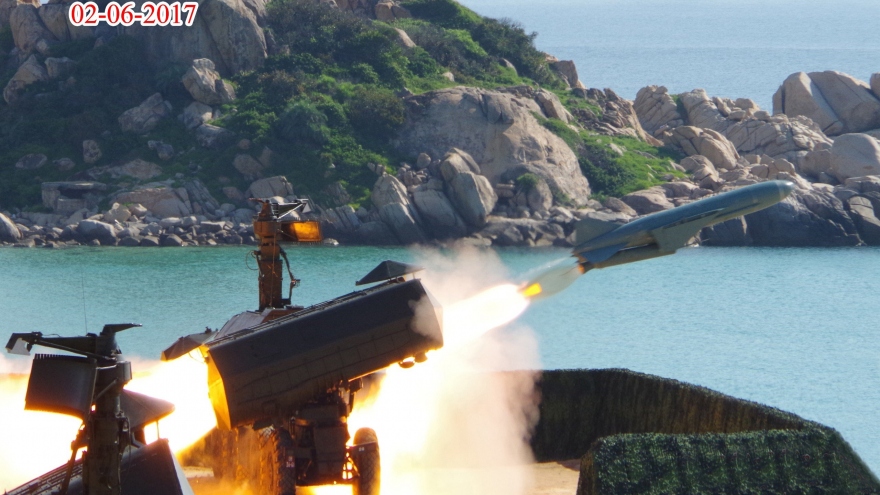 Lữ đoàn tên lửa bờ 680 – “lá chắn thép” bảo vệ biển đảo
