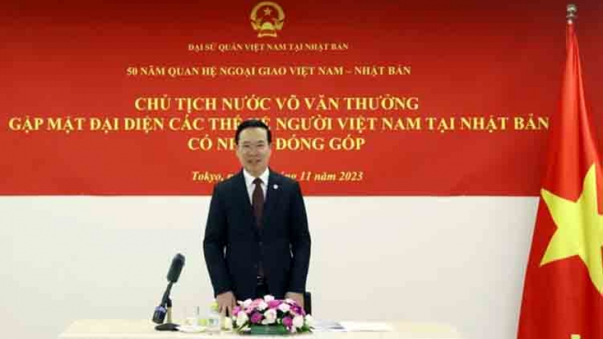 President Vo Van Thuong meets Vietnamese expatriates in Japan