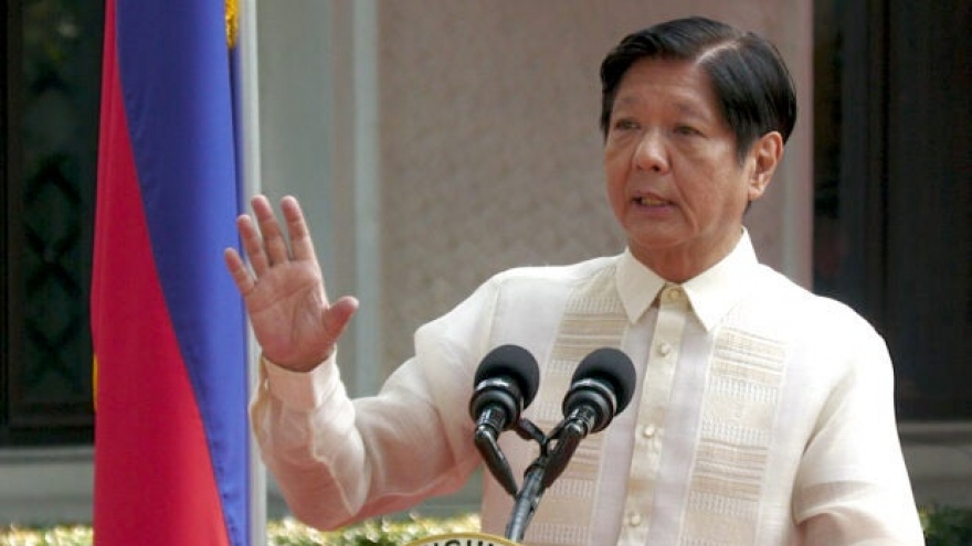 Tổng thống Philippines lên án vụ phát thanh viên đang lên sóng bị sát hại