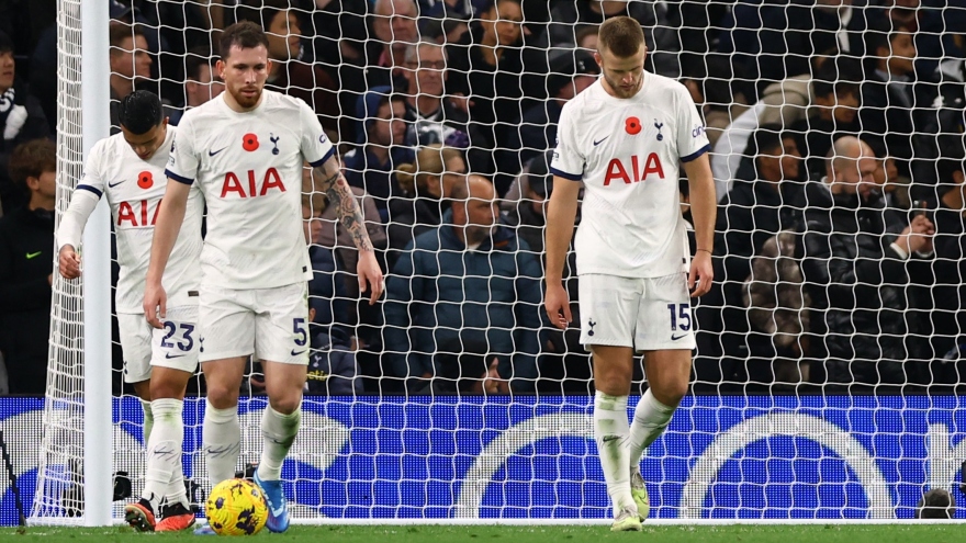 BXH Ngoại hạng Anh mới nhất: Tottenham đứt mạch bất bại, ngôi đầu đổi chủ
