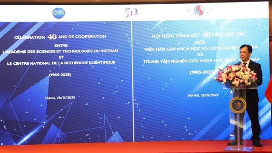 Vietnamese, French research establishments mark 40 years of cooperation