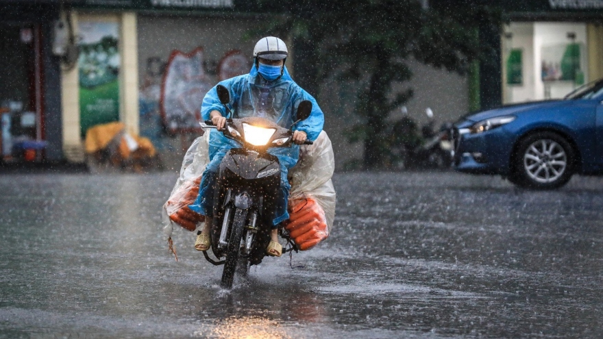 Thời tiết hôm nay 15/11: Mưa lớn ở Trung Bộ, có nơi trên 300mm