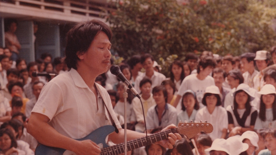 Tùng Dương, Hà Trần "tái hiện" những mảnh hồi ức của nhạc sĩ Phú Quang