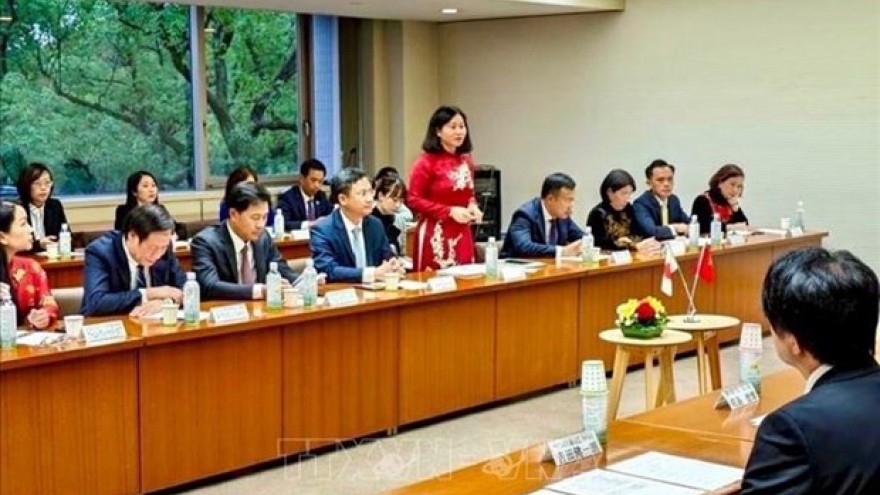 Hanoi strengthens relations with Japan’s Fukuoka prefecture