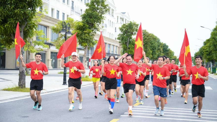 Cung đường chạy mơ ước của cộng đồng runner phía Đông Hà Nội