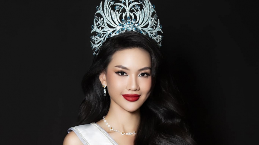 Vietnamese beauty departs for Miss Universe 2023 in El Salvador