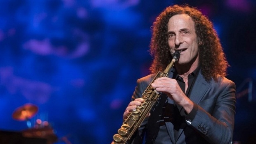 Legendary saxophonist Kenny G to donate saxophone for charity auction in Vietnam