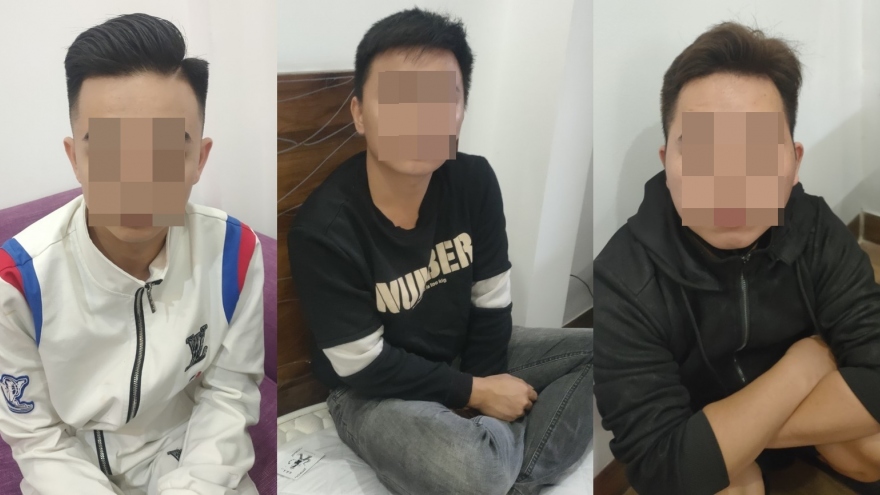Công an đột nhập bắt nhóm nam nữ "bay lắc" trong căn hộ ở Đà Nẵng