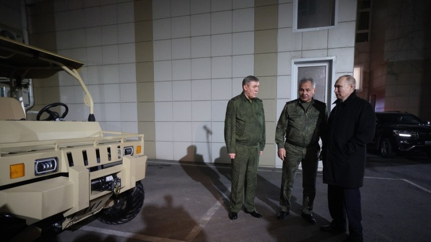 Tổng thống Putin bất ngờ thăm trụ sở chỉ huy chiến dịch quân sự tại Ukraine