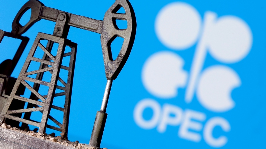 OPEC+ sắp tiếp tục cắt giảm sản lượng?