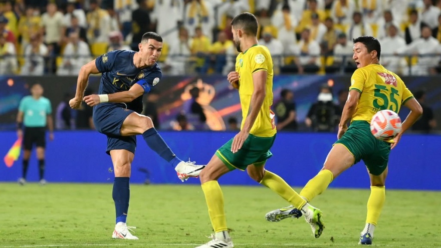 Ronaldo chạm cột mốc khó tin sau khi ghi siêu phẩm cho Al Nassr