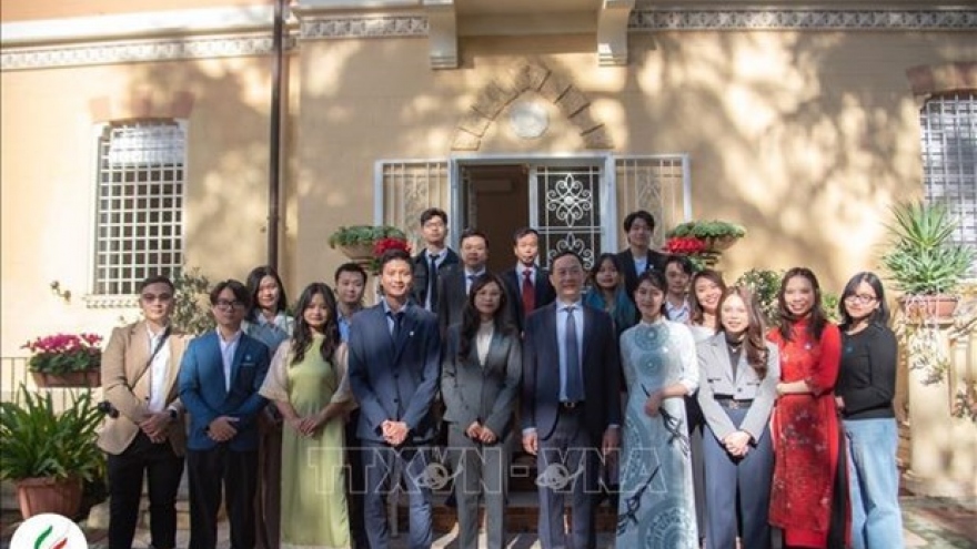 Vietnamese students in Italy strengthen connectivity and engagement