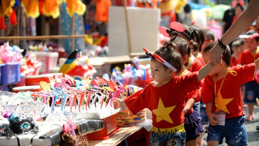 Outlook Traveler suggests local festivals for Vietnam trip