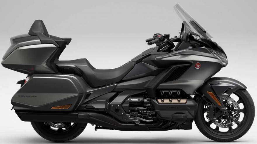 Ngắm mẫu mô tô đường trường giá hơn 1 tỷ - Honda Gold Wing Tour 2023